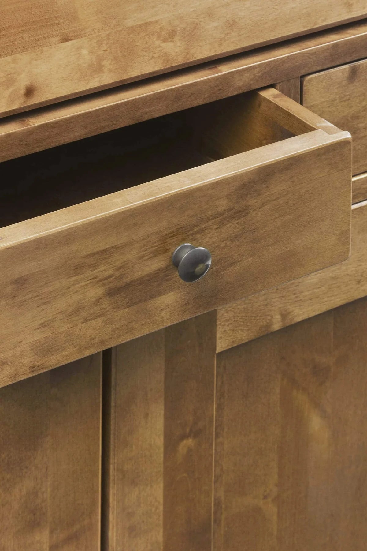 Garrat 2-door chest of drawers with 3 drawers for working room