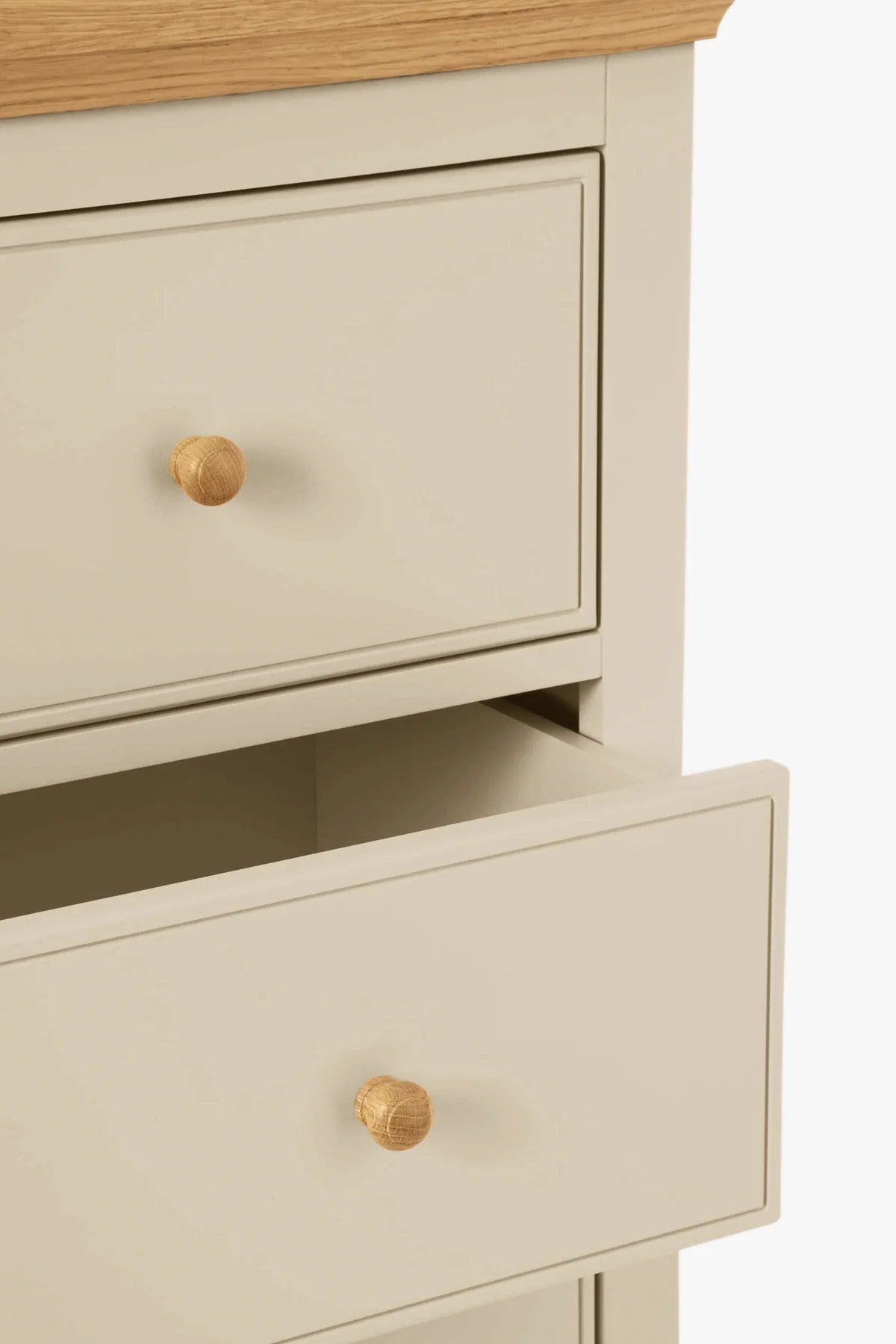 Oakham chest of drawers with 3 drawers