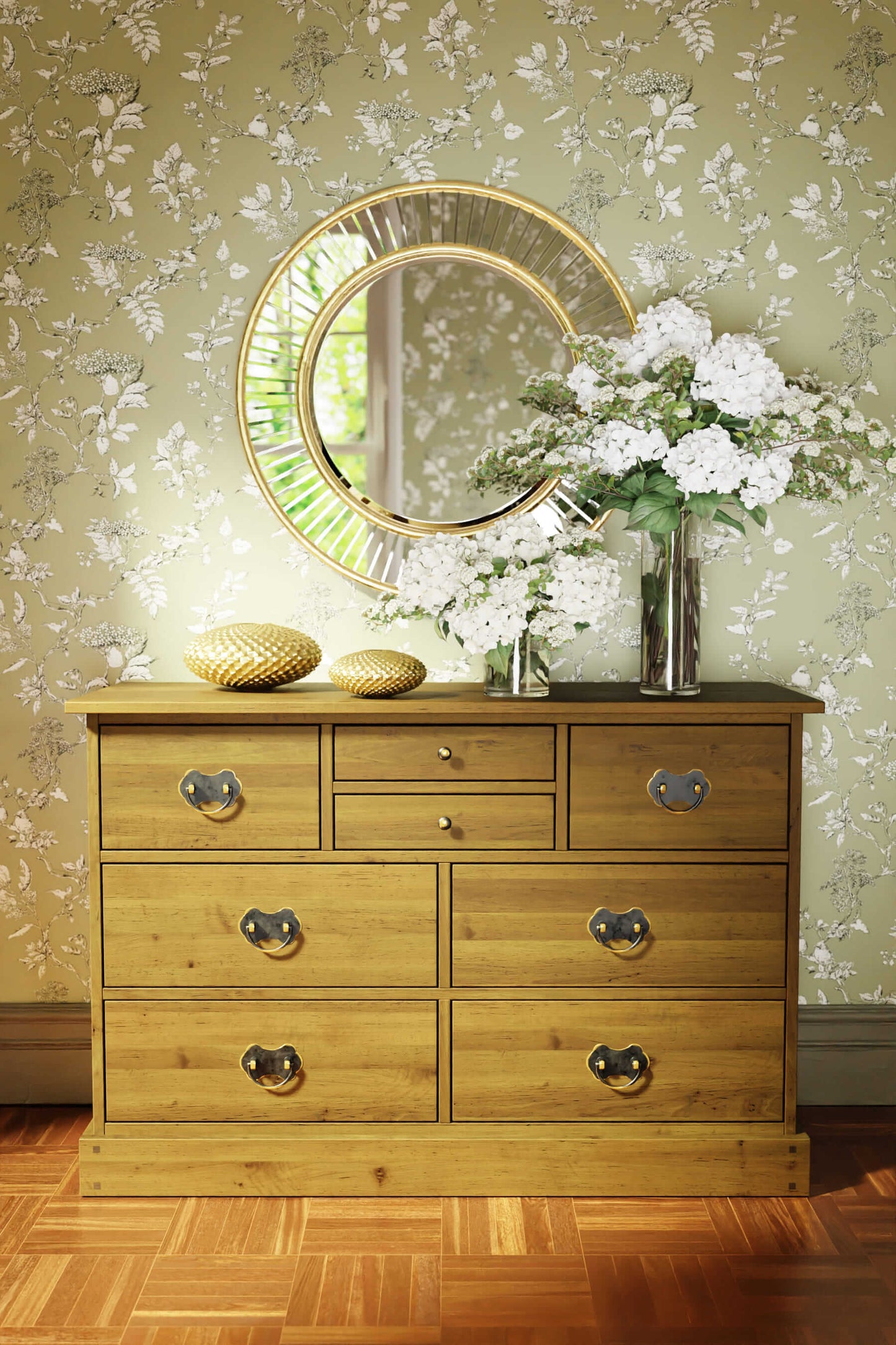 Garrat chest of drawers with 8 drawers