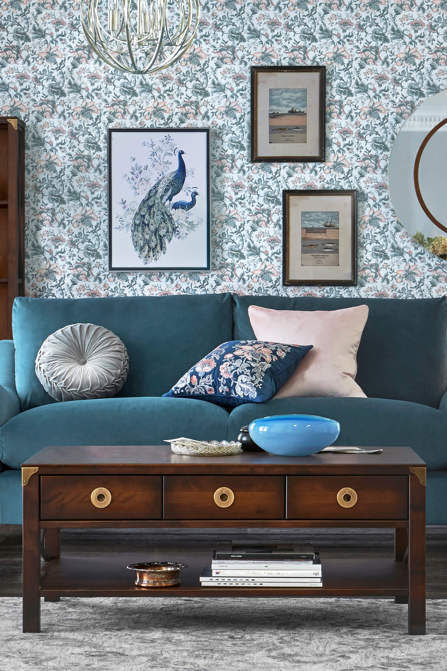 Balmoral coffee table with 3 drawers