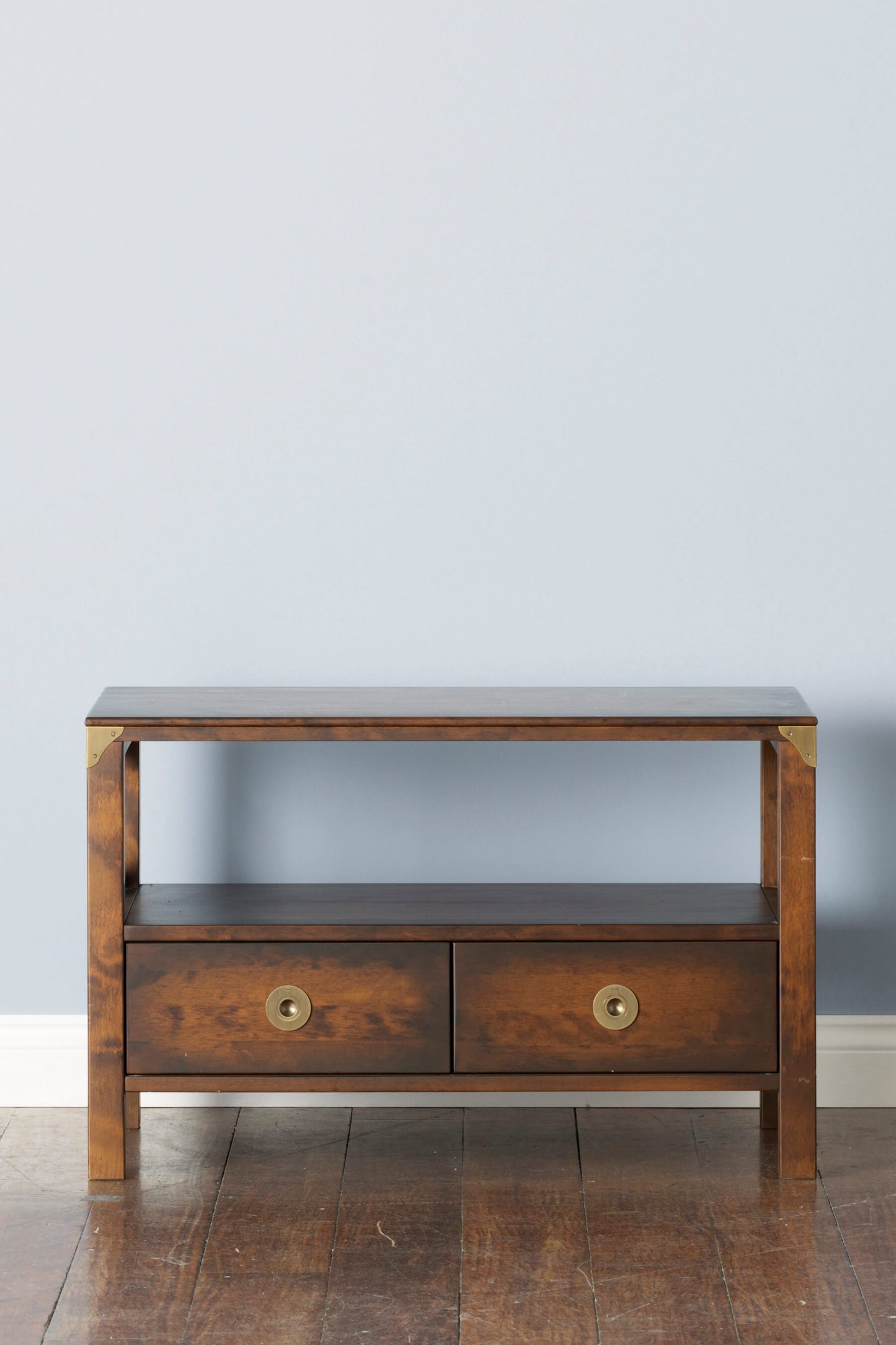 Balmoral TV table with 2 drawers