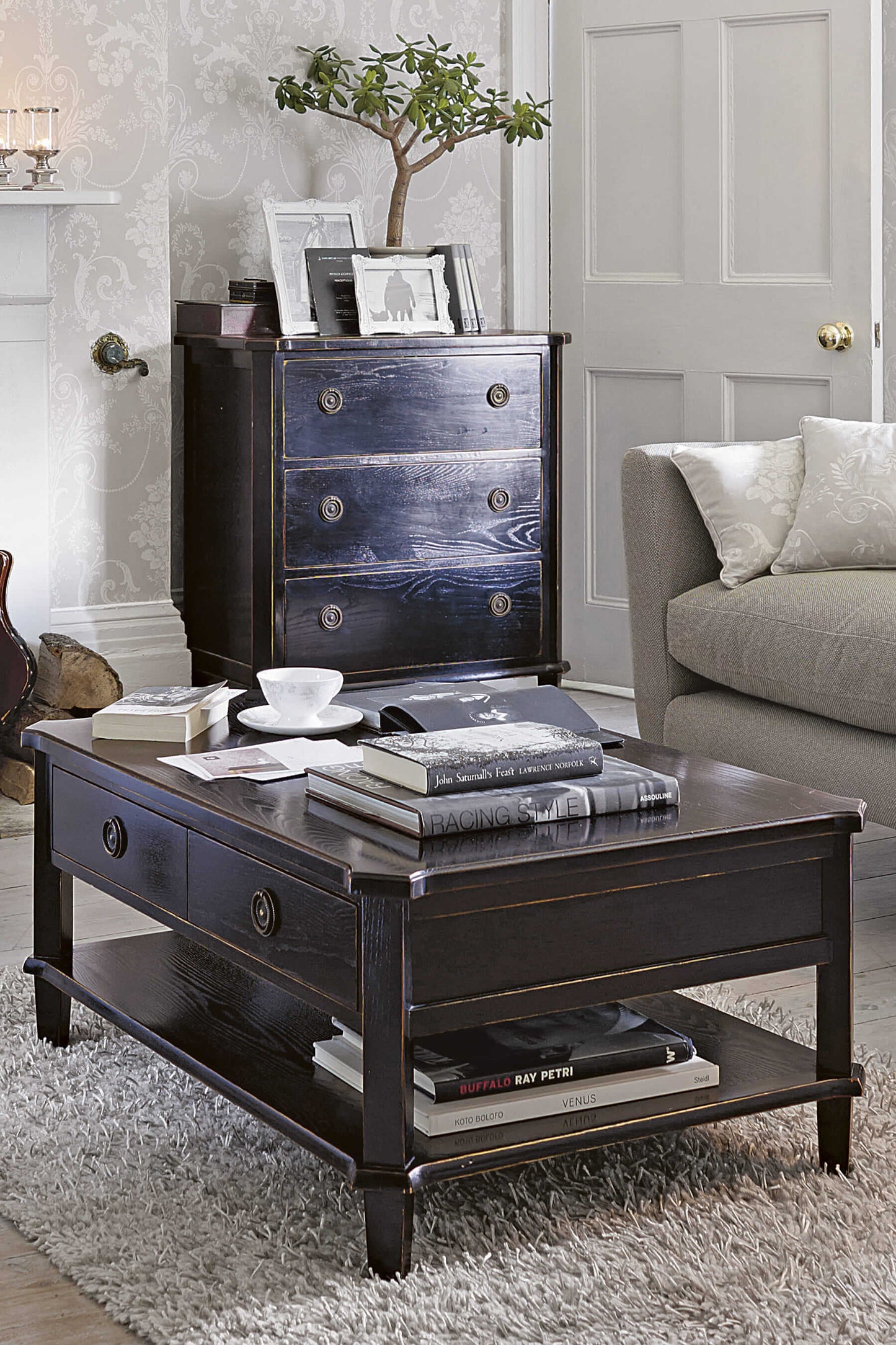 Henshaw coffee table with 2 drawers