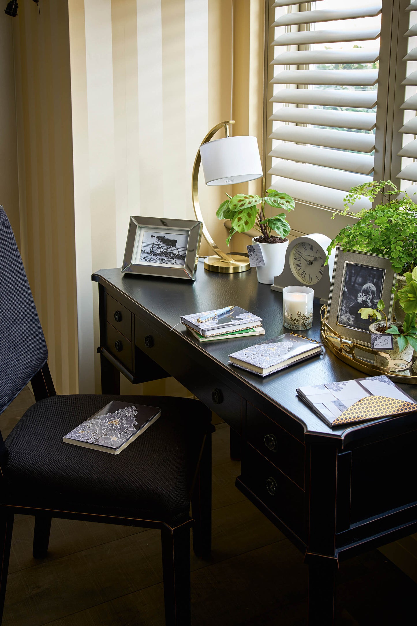 Henshaw writing desk with 5 drawers