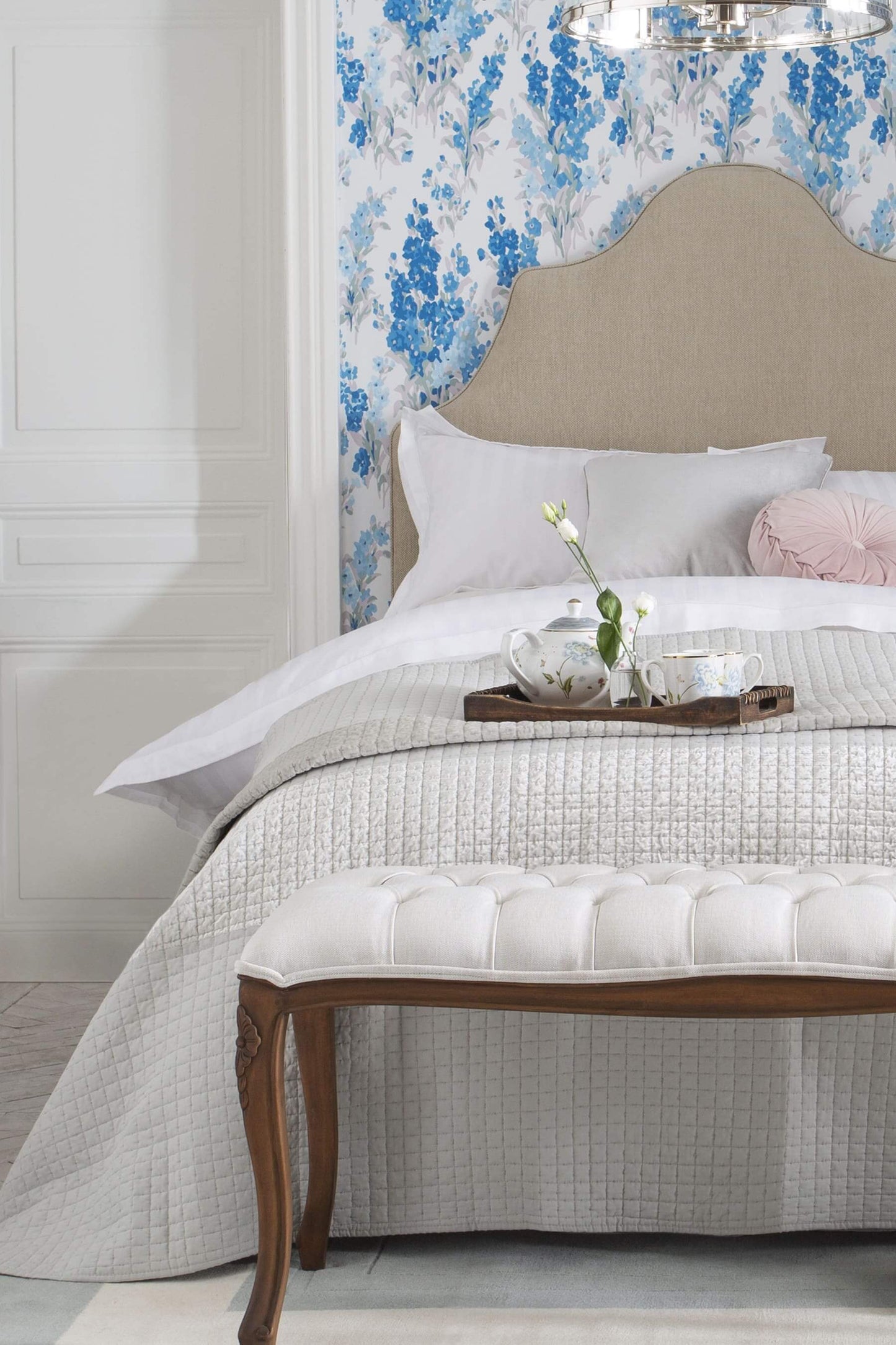 Montpellier bench with soft seat