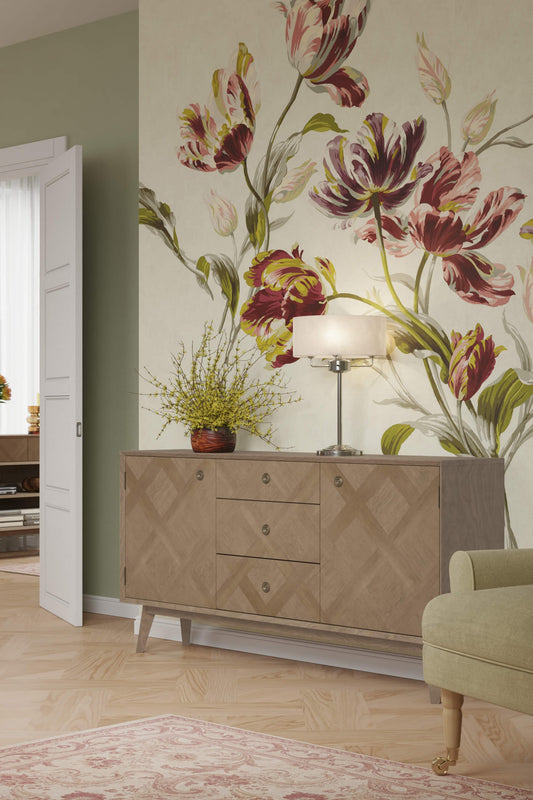 Hencroft 2-door chest of drawers with 3 drawers