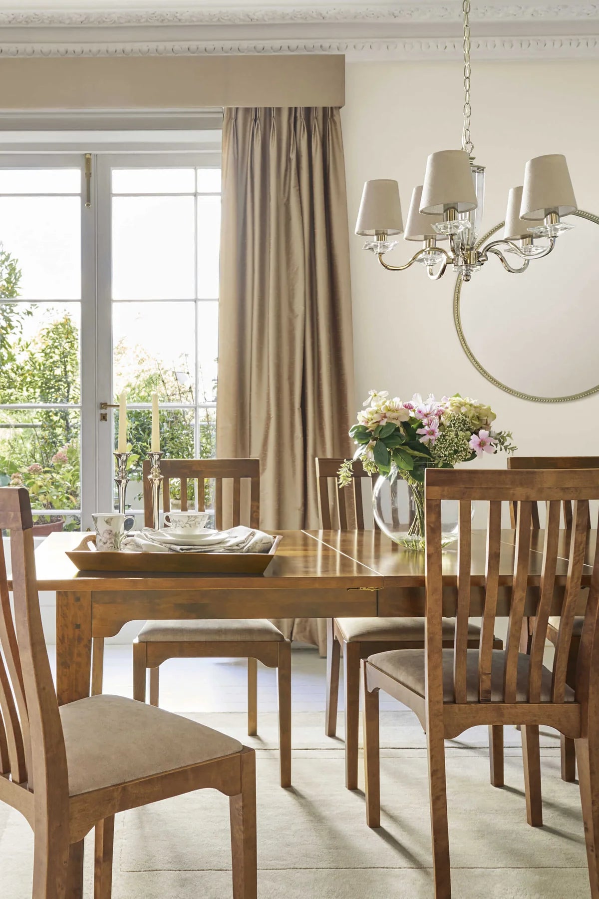 Garrat pikendatav söögilaud 160x95+57cm